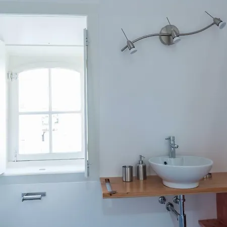 Feelcoimbra Castelo Boutique 3*